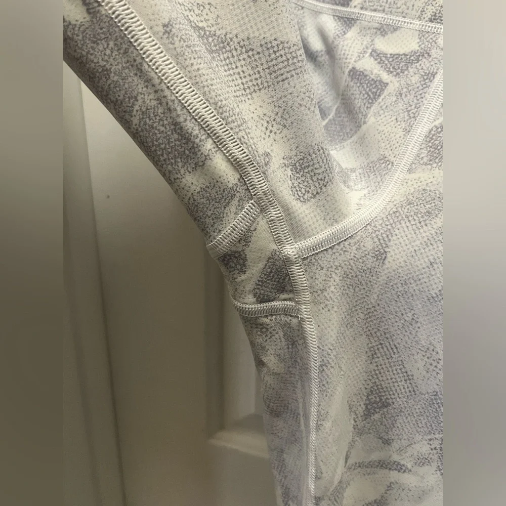 🍋 LIKE NEW Lululemon Speed Up Tight *28" - Jasmine White Multi - Sz 8 - Picture 5 of 16